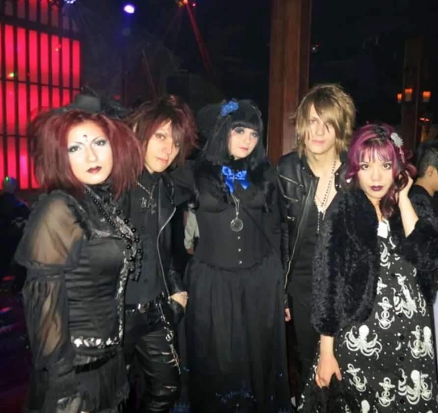 Got club going. Ничего ты не знаешь джон сноу. Get club. Готы тусовка. Дота логотип.