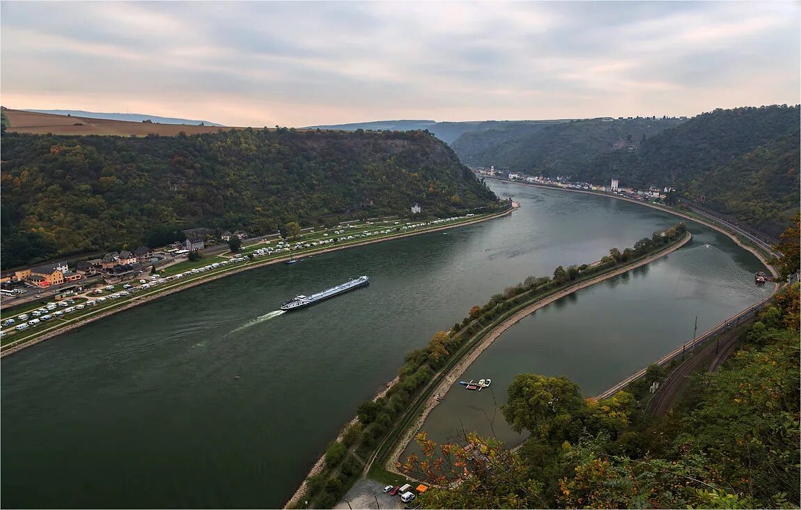 Рейн протекает через. Река Rhein. Рейн Германия. Мозель Рейн Дунай. Германская река Рейн.