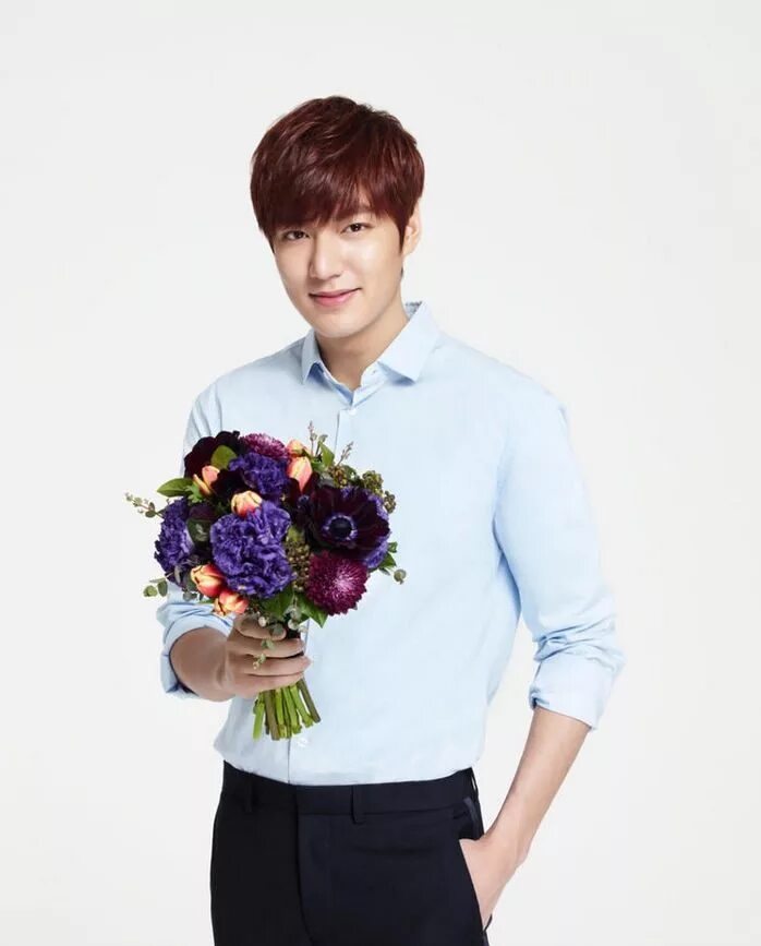 Корейский актер джи чан ук. Чон чжи хун рейн. Ким хен джун актриса. Ким хюн джунг. Чжи чан ук с цветами.