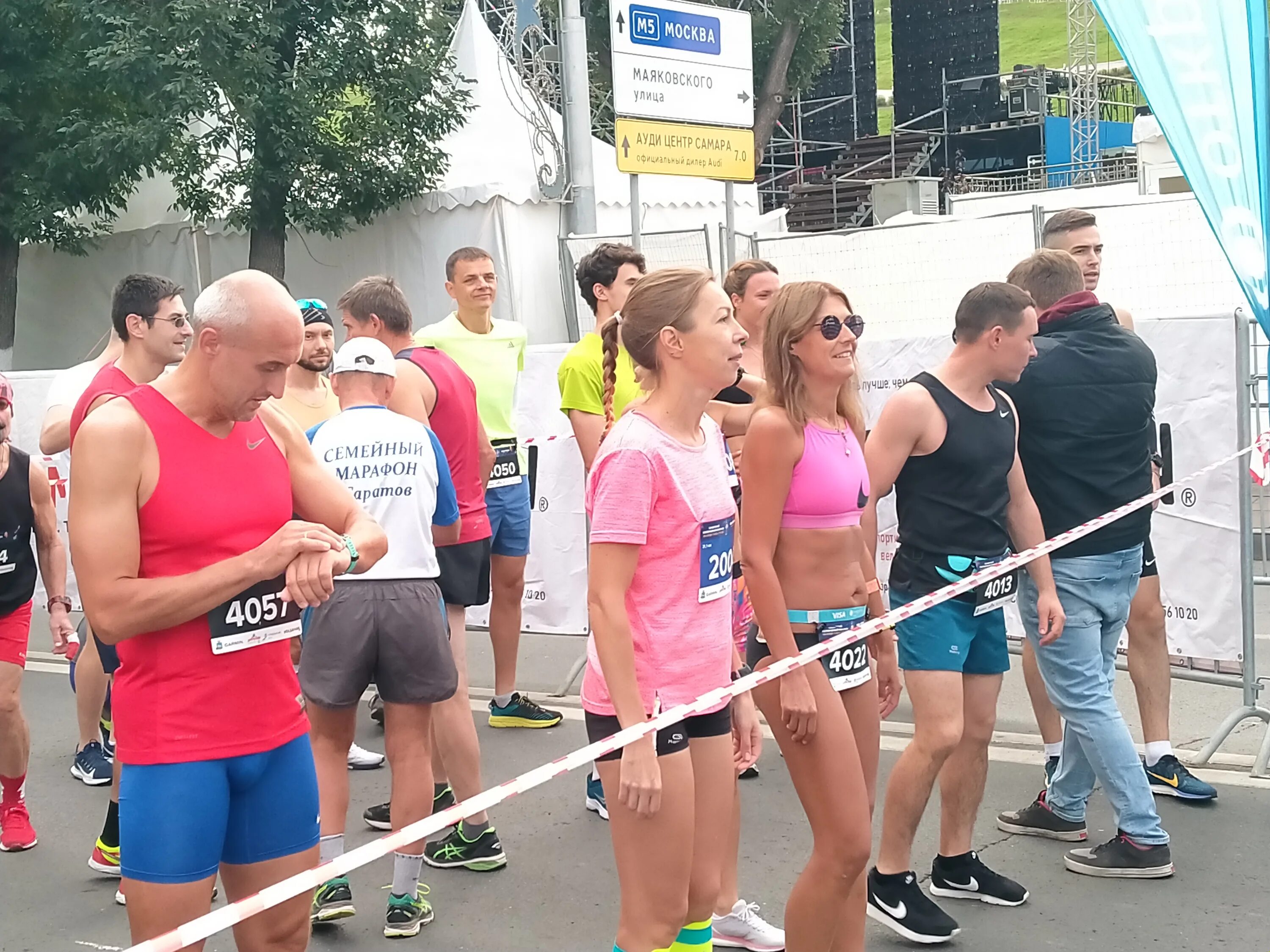 Марафон самара адреса. Самарский марафон 2022. Марафон самара адреса. Магазин марафон самара. 2 августа самара 2019 фото.