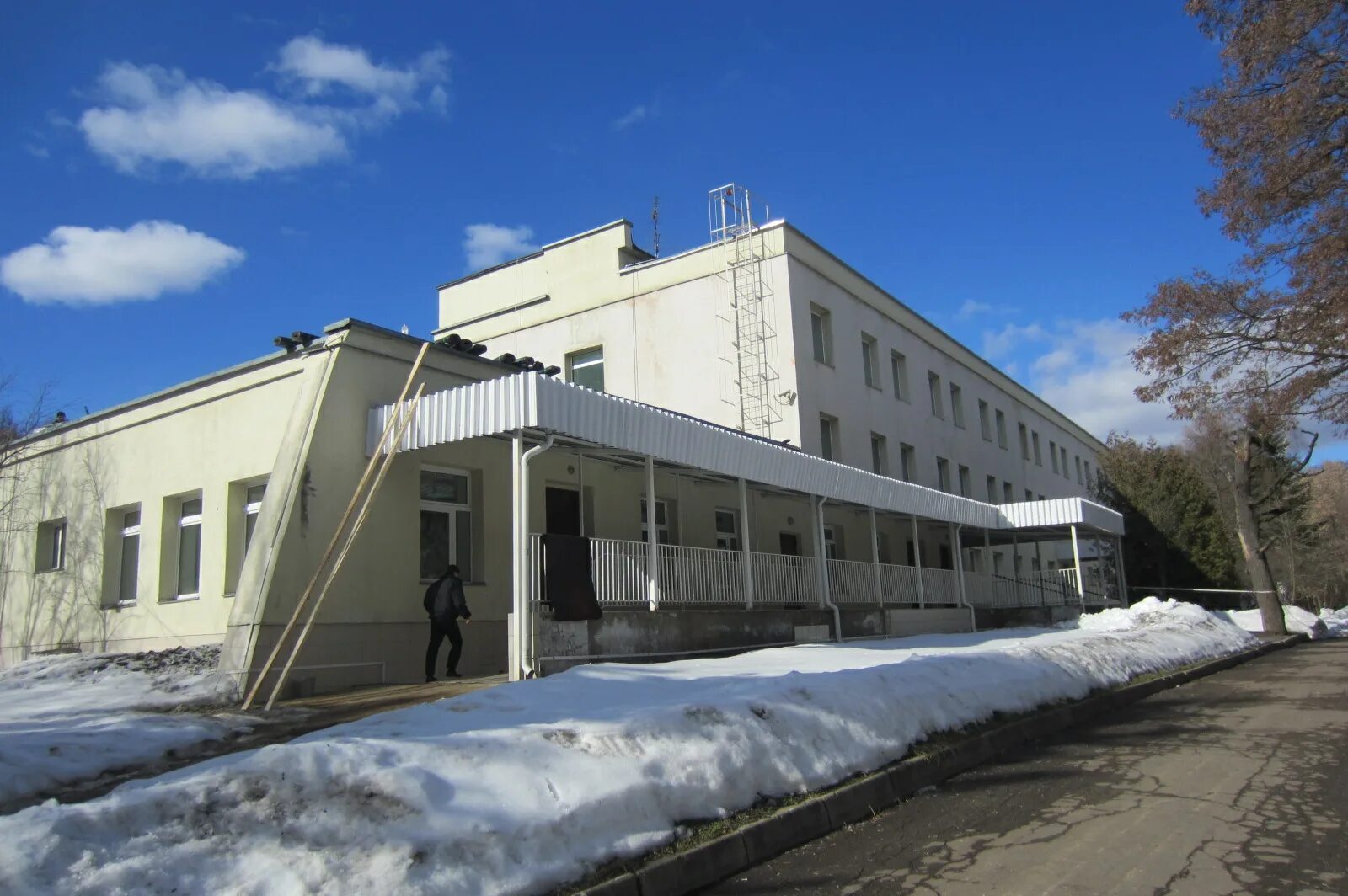 ломоносова 292 архангельск областная больница. Sun school английский детский сад. детская городская поликлиника 61 москва. детская городская поликлиника №61. детская 17 корп 1.