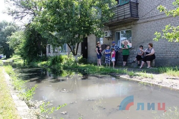 Ивановка антрацитовский. Пгт Ивановка Луганская область. Ивановка Антрацитовский район. Червоная Поляна Антрацитовский район. Посёлок городского типа Ивановка, Антрацитовский район.