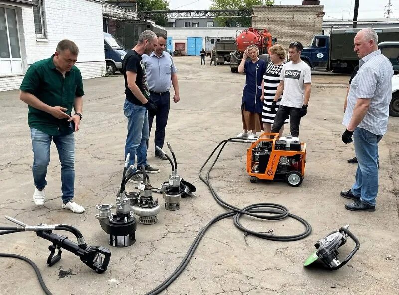 грейфер хитачи zx 330. штрих коды телеграмм. водоснабжение. водоканал пушкино телеграмм. ао "совхоз имени кирова" московская область.