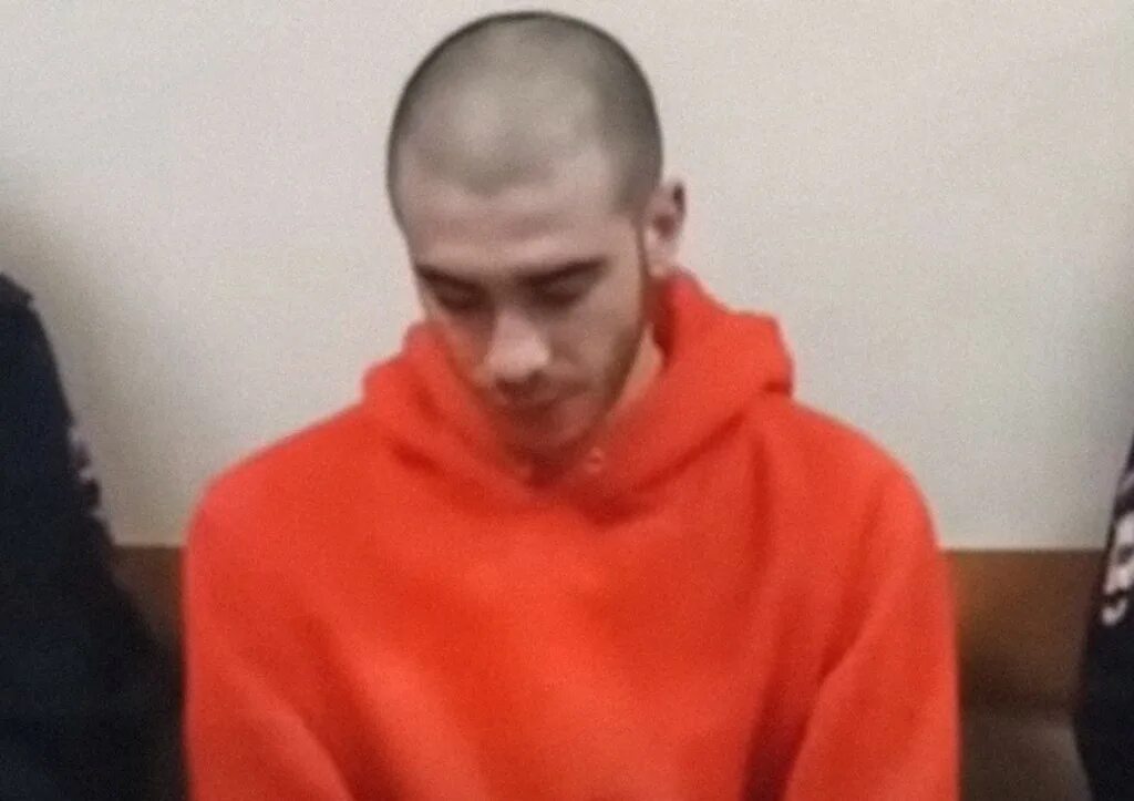 Хаски рэпер 2022. Хаски рэпер. Арестованный рэпер. Хаски рэпер с волосами длинными. Хаски рэпер хип-хоп-исполнители россии.