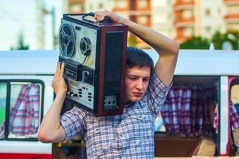 Магнитофон слушать