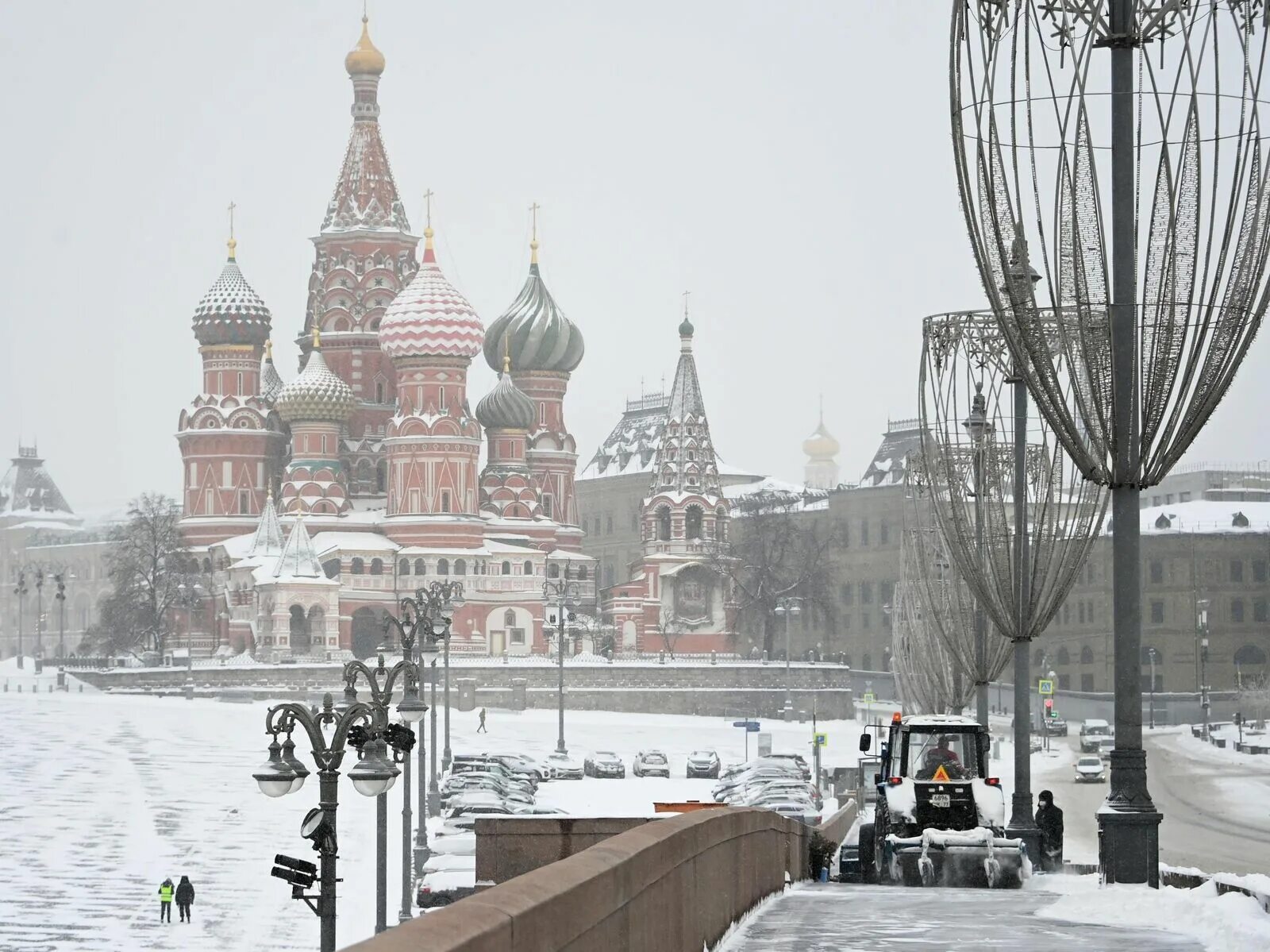 Когда выпадет снег москва 2025. Экспо 2030 москва. москва сегодня. москва в феврале. москва сейчас.