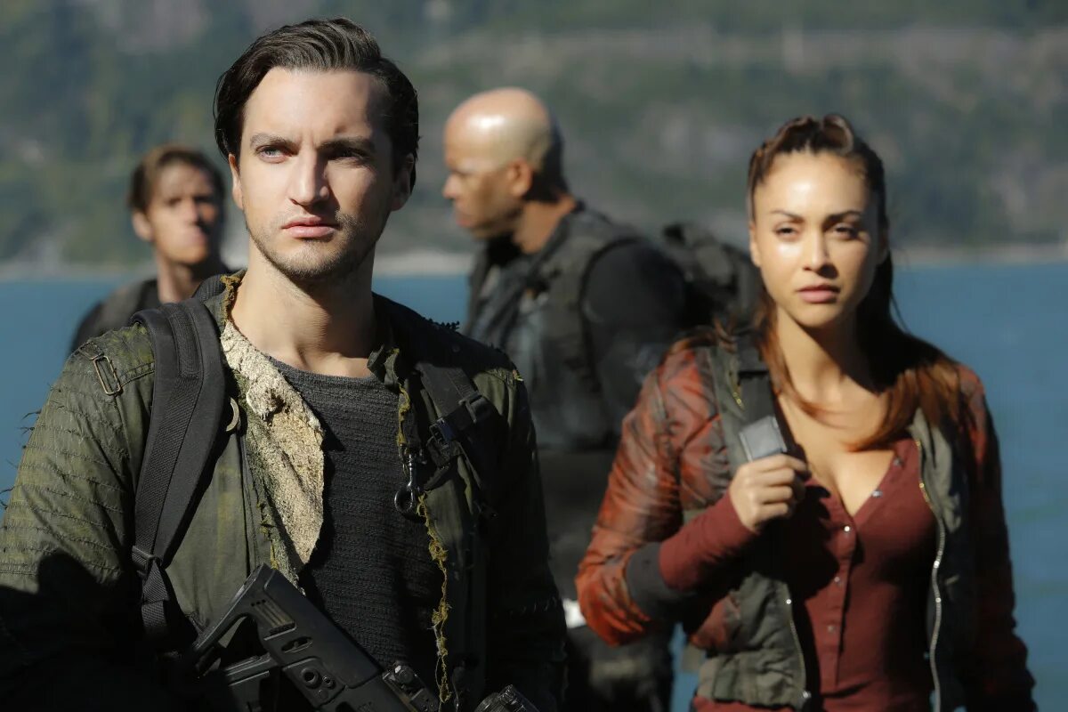 Сотня 4 9. Сотня / the 100 (2014 – наст.время).