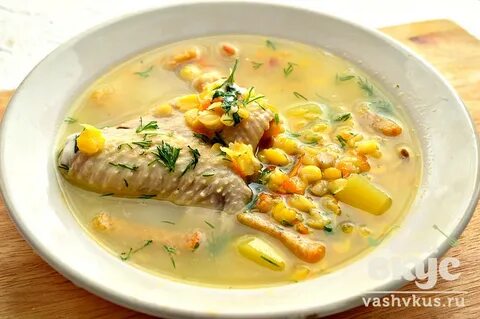 Гороховый суп с копченой куриной грудкой