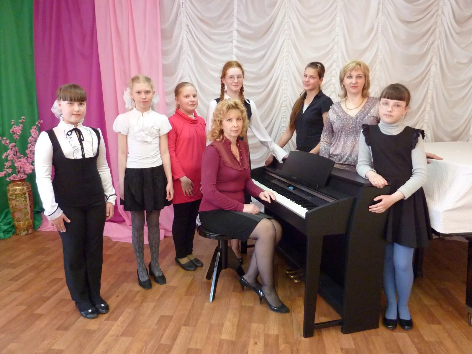 Школа 5 ртищево. Школа 10 лежнево. Лежнево ивановская область школа 10. Лежнево ивановская область школа 10. Школа 10 лежнево.