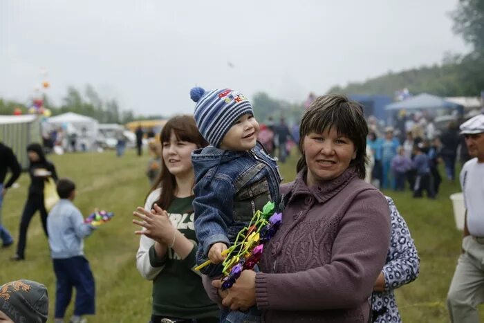 Село новоселки рязанская область. Праздник пироговых в новоселках. Кудрино новоселка церковь. Погода в новоселках московской. Погода в новоселках московской.