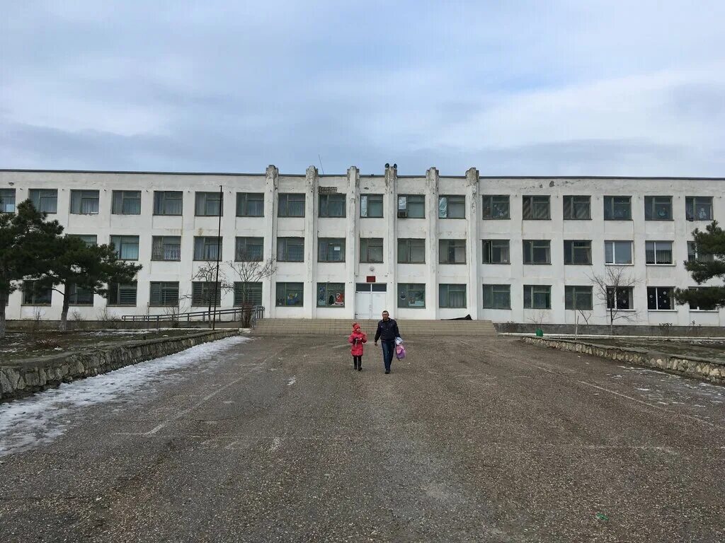 черноморское новосельская школа. черноморская средняя школа 2. черноморское школа 1. черноморское школа 2. черноморская средняя школа 3 черноморский район.