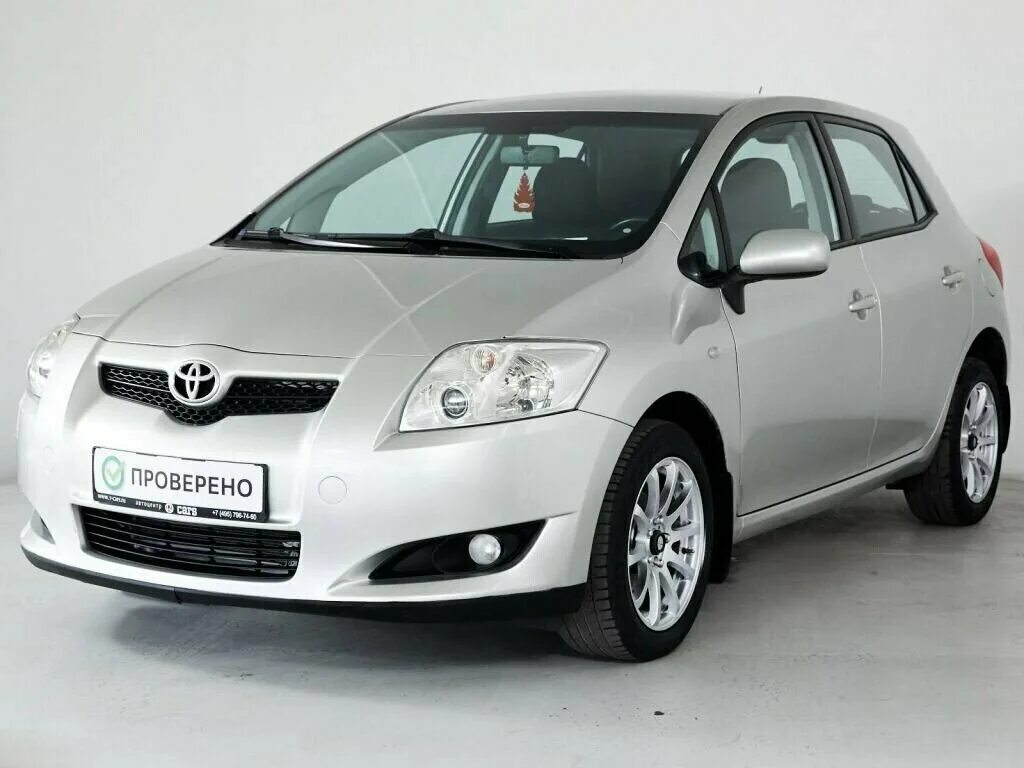 Toyota auris 1. Передние фары тойота аурис 2009. Аурис тойота аурис. Toyota auris рестайлинг. 4.