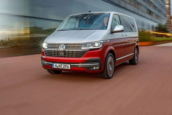 Т 6 октября. VW T6.1 Multivan. Volkswagen Multivan t6 Рестайлинг. VW Multivan 6.1. VW t6 Caravelle Multivan.