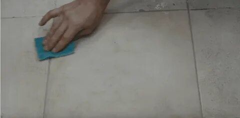 Плитка керамическая повреждена