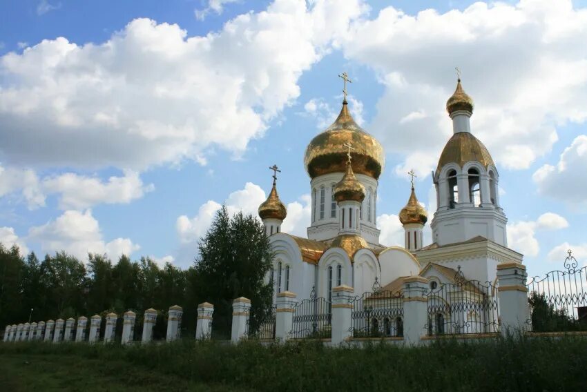 Храм Благовещения Пресвятой Богородицы Комсомольский. Храм п Комсомольский Мордовия. Комсомольский Чамзинский район. Республика Мордовия, Чамзинский район, Комсомольский. Мордовия чамзинский район п комсомольский