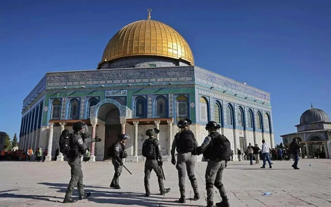 Аль раид. Мечеть аль-акса. палестинцы аль акса. mosque al aqsa jerusalem. al aqsa 2025.