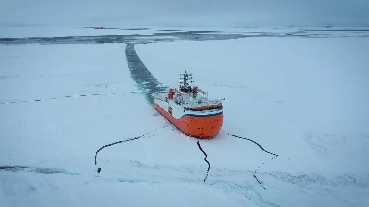 Дрейфующая каверна как пройти. Дрейфующая каверна как пройти. Дрейфующая каверна как пройти. Отколовшийся айсберг в антарктиде 2022. Айсберги со спутника.