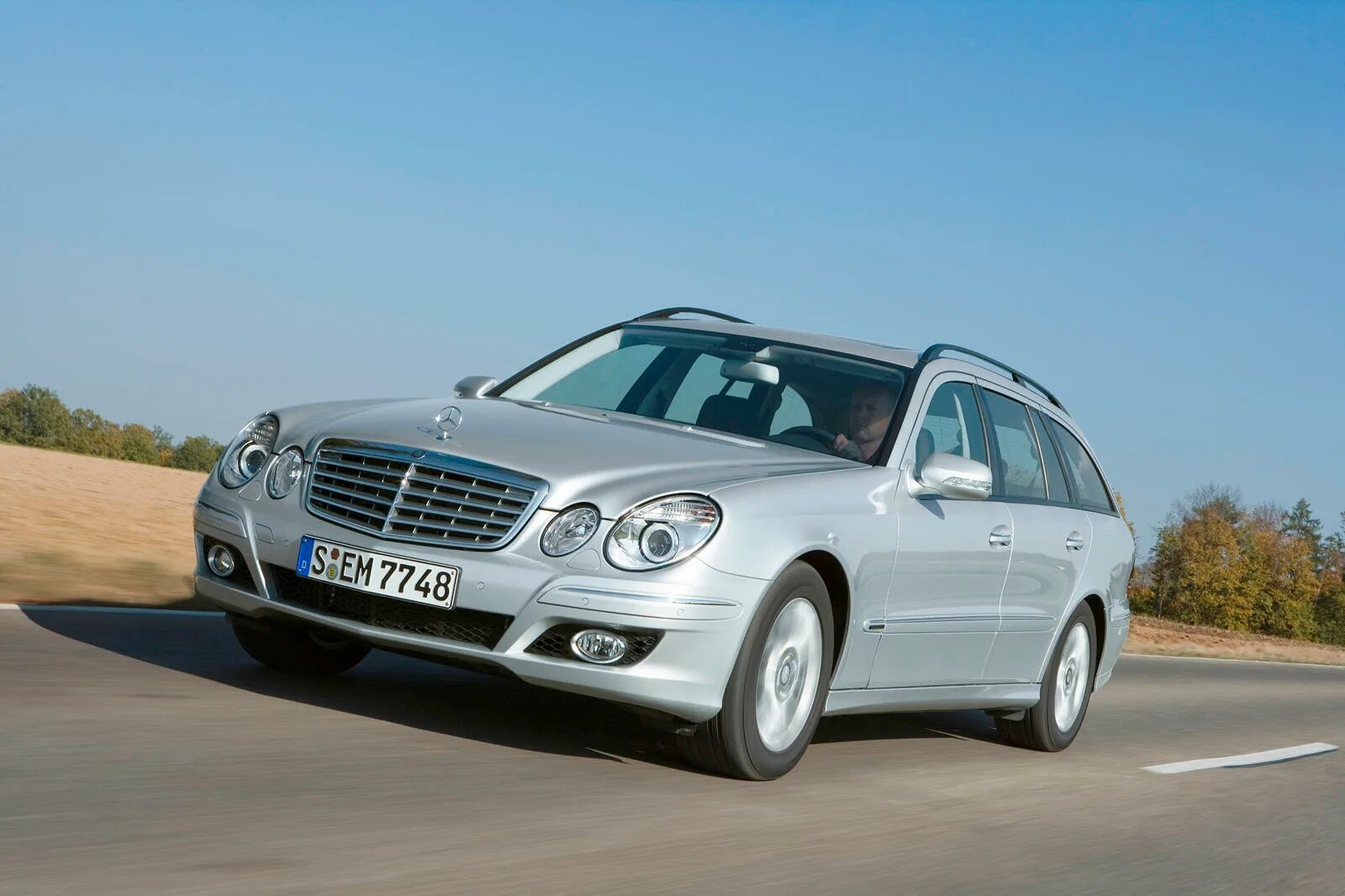 Mercedes Benz e class s211. Мерседес-Бенц e350. Mercedes-Benz e-class w211 универсал. Mercedes-Benz e-класс w211 s211.