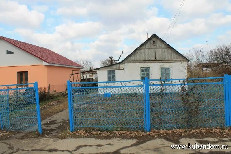 Краснодарский край анапский район юровка. Юровка (Краснодарский край). Юровка Анапский район. Школа в Юровке Анапского района. Школа 18 Юровка Анапский район.