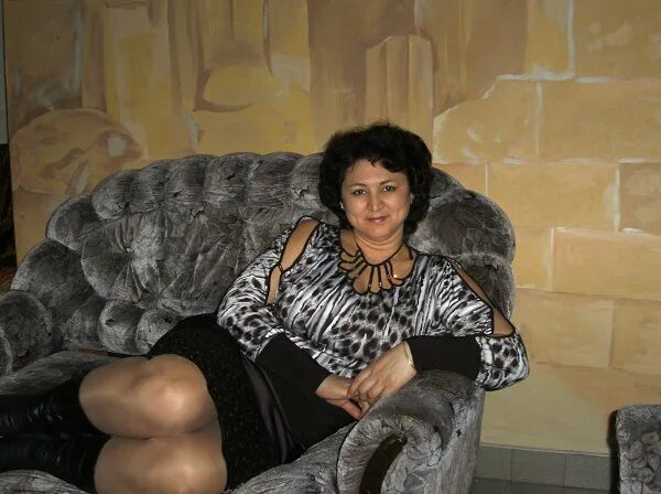 Русская женщина 40 лет. Красивые женщины за 60 лет. Одинокую женщину лет 50. Пожилые женщины для встреч. Обычные женщины за 50.