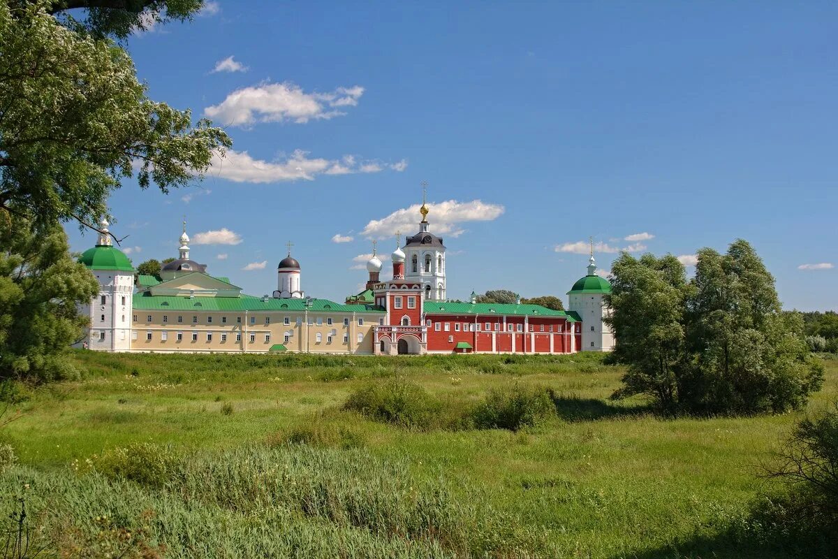 Пешношский Николаевский монастырь. Николо Пешношский монастырь Дмитровский район. Николо-Пешношский монастырь трапезная. Пешношский монастырь сайт