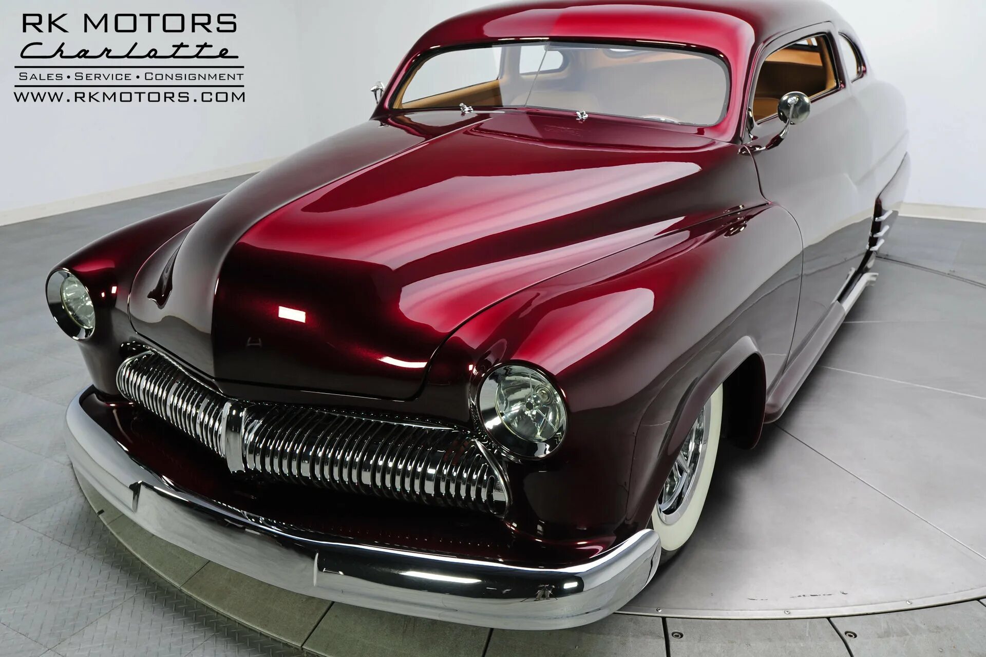 Красный кэнди цвет. Mercury Monterey 1950. Mercury eight Monterey 1950. Mercury Monterey 1950 Coupe. Mercury Monterey 1950 Кобра.