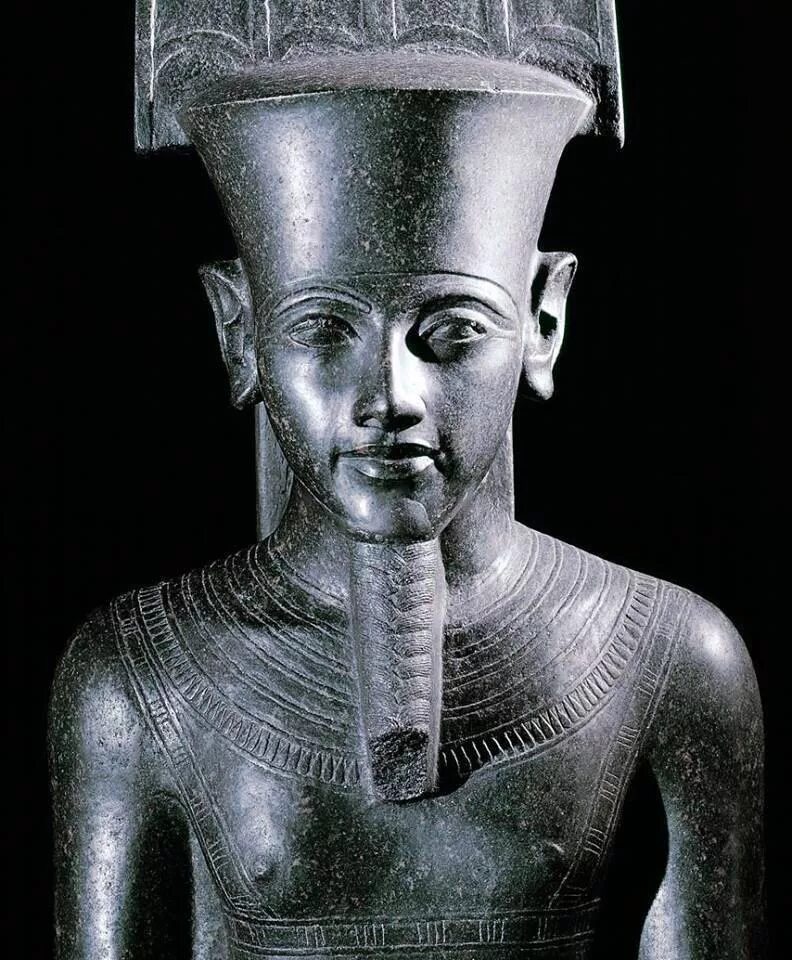 Амон ра бог статуя. Амон бог египта. Бог омон. Амон ра статуя. Механическая статуя бога амона.