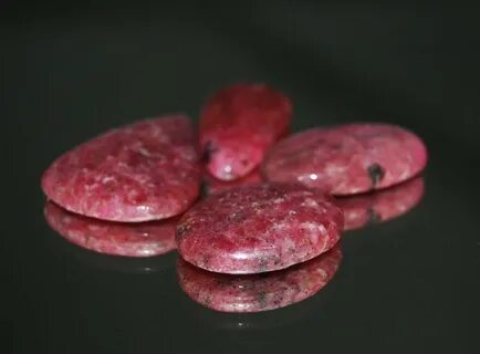 Какой камень родонит