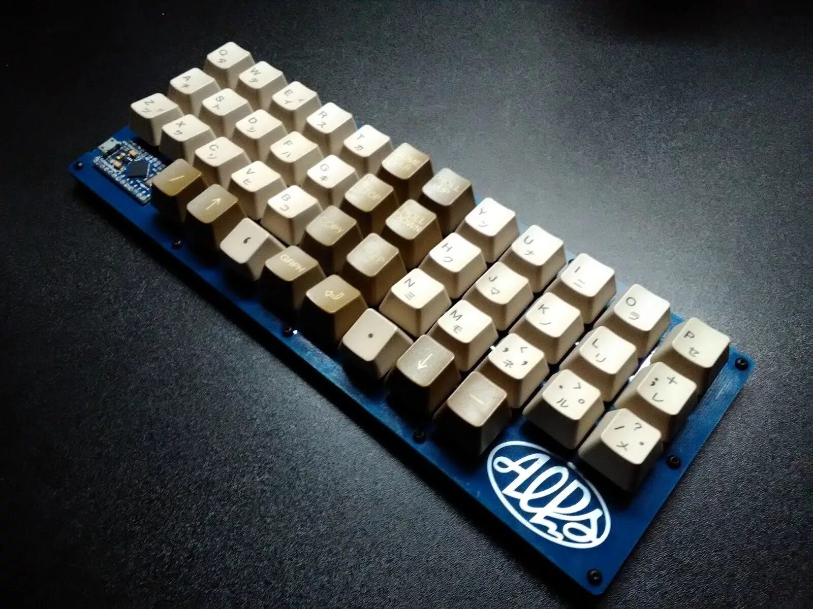 Rocket keyboard. Ortholinear keyboard. 5x14 ortholinear keyboard. рокет клавиатура. alps keycap.