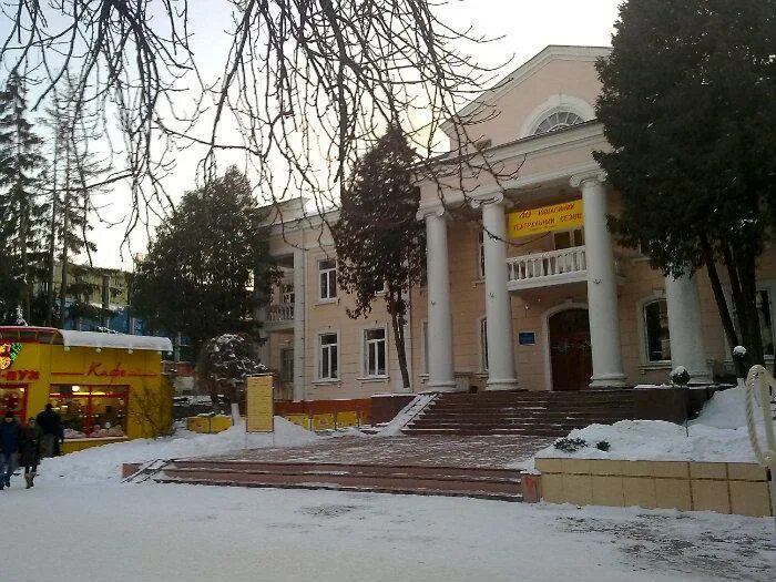 Новости украины город хмельницкий. Хмельницкий город сейчас. Новости украины город хмельницкий. Хмельницкий театр. Хмельницкий город сейчас.