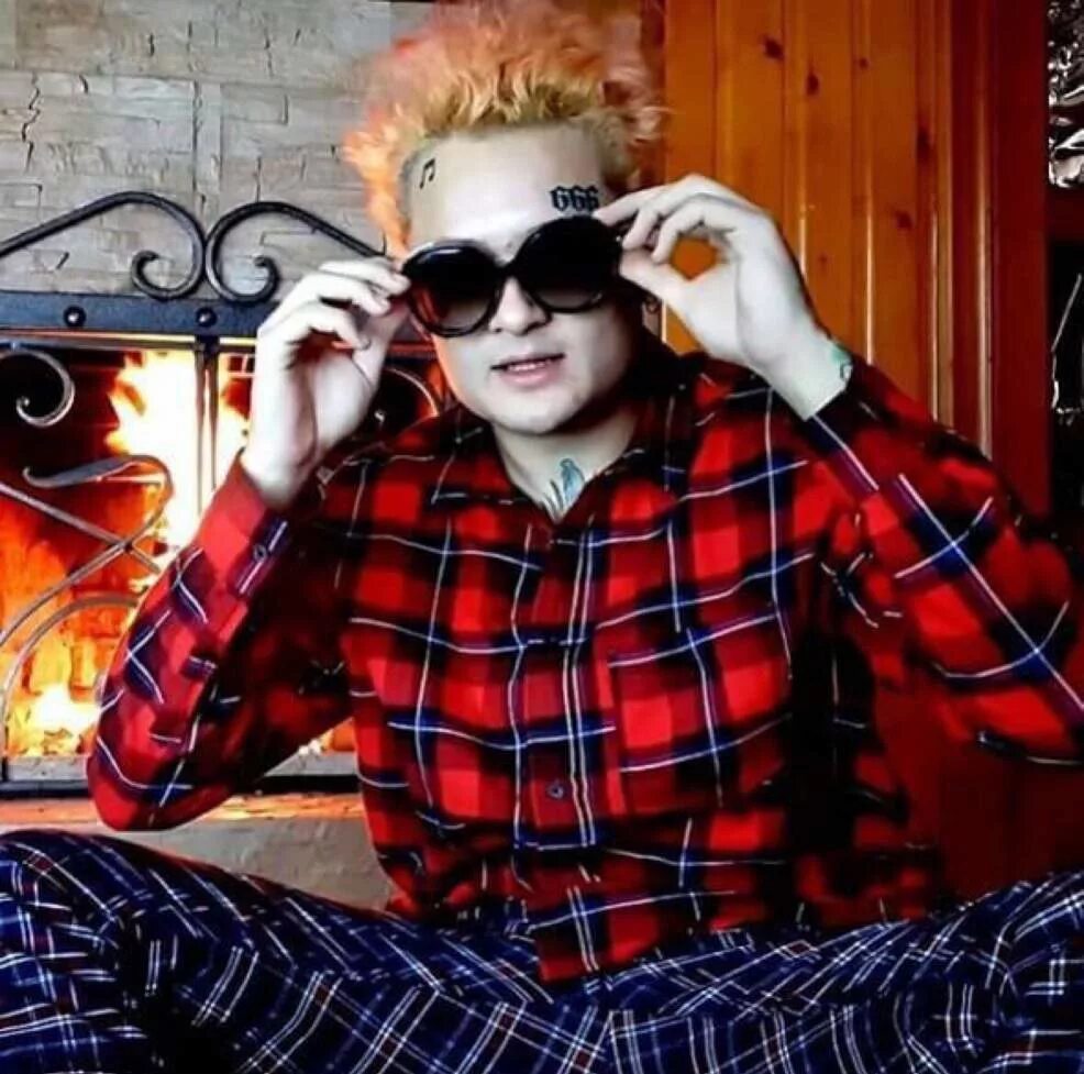 Morgenshtern 2019. Morgenshtern 2020. кто такой маргинал. деклассированные элементы общества это. моргеналы.