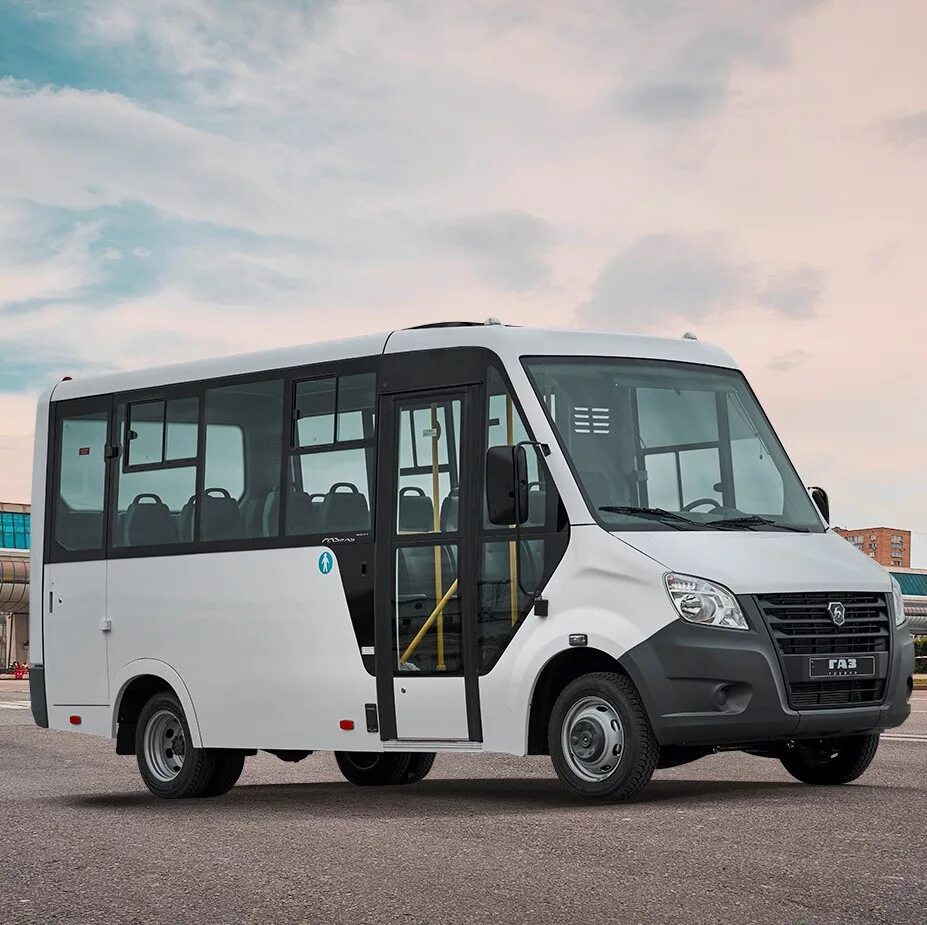 Расписание автобусов туринск екатеринбург. Таборы маршрутка. Дзержинск минск маршрутка расписание. Автобус 888. Маз 152.