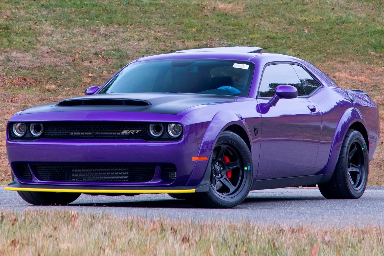 Додж челленджер 2018. Dodge Challenger Demon 2018. Dodge Challenger srt 2018. Додж Челленджер СРТ демон 2020. Додж Челленджер 2020 Demon.