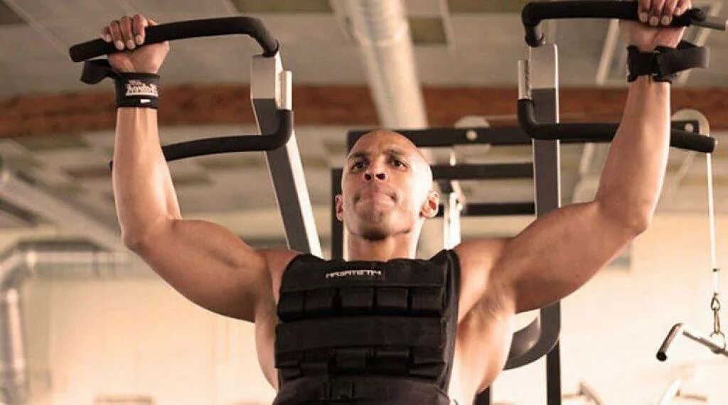 Турник с отягощением. Подтягивания с отягощением. Подтягивания с утяжелением. Подтягивания с утяжелением. Подтягивания с утяжелением.