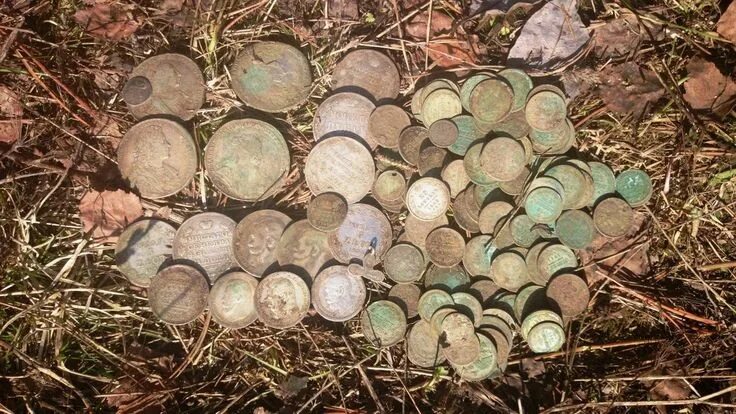 Находки металлоискателем. Находки металлодетектором. Старинные находки. Интересные находки металлоискателем. Находки старинных вещей.