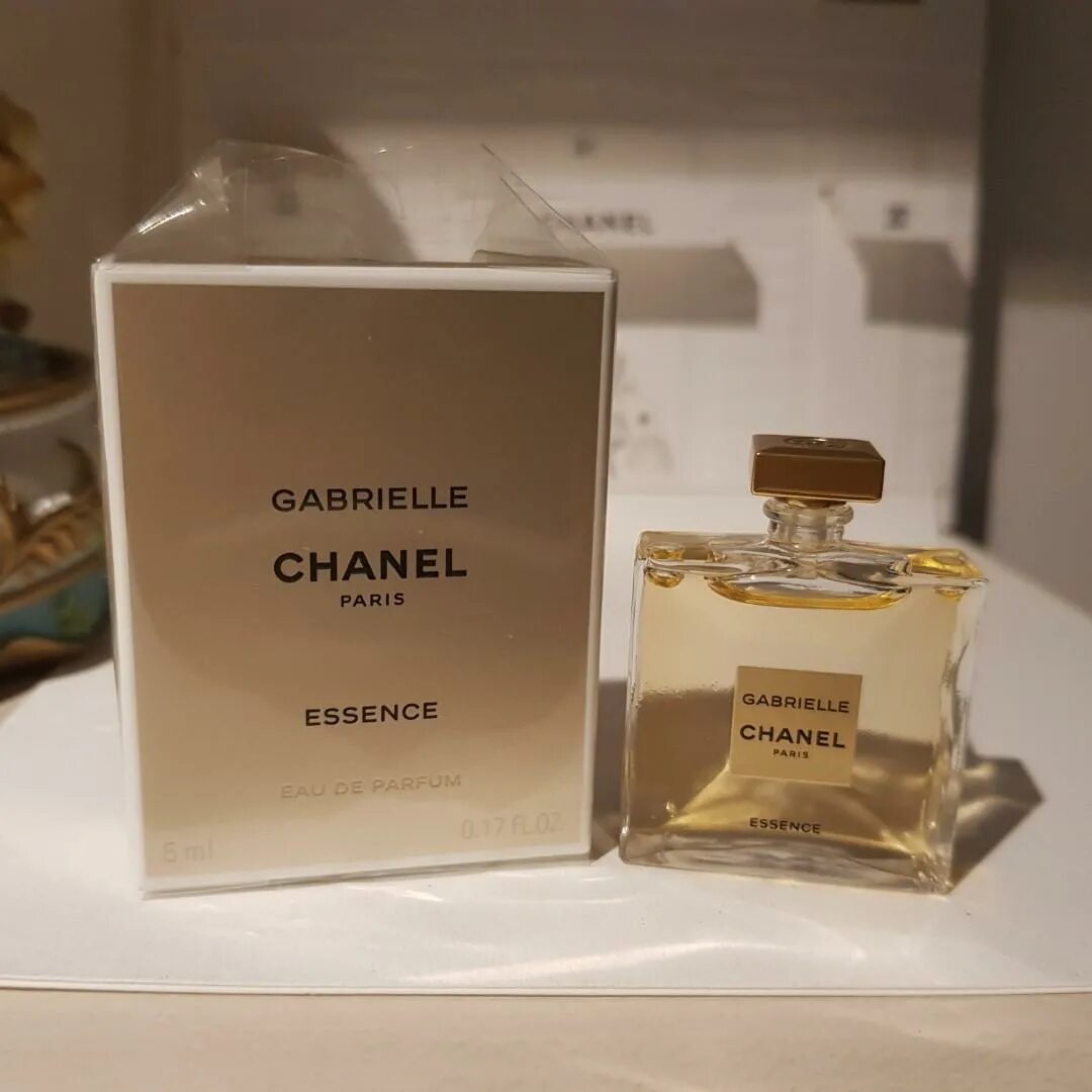 Chanel Gabrielle Essence 5 мл. Chanel Gabrielle Essence EDP. Gabrielle Chanel. Nước hoa Chanel Gabrielle. Эссенс шанель