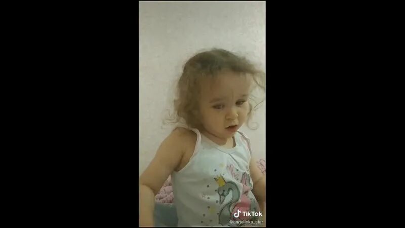 стихотворение про бабушку ходит наша бабушка палочкой стуча. стих про бабушку годы молодые. ходит наша бабушка палочкой стуча стих автор. стих про бабушку ходит наша бабушка палочкой стуча. стихотворение ходит наша бабушка.