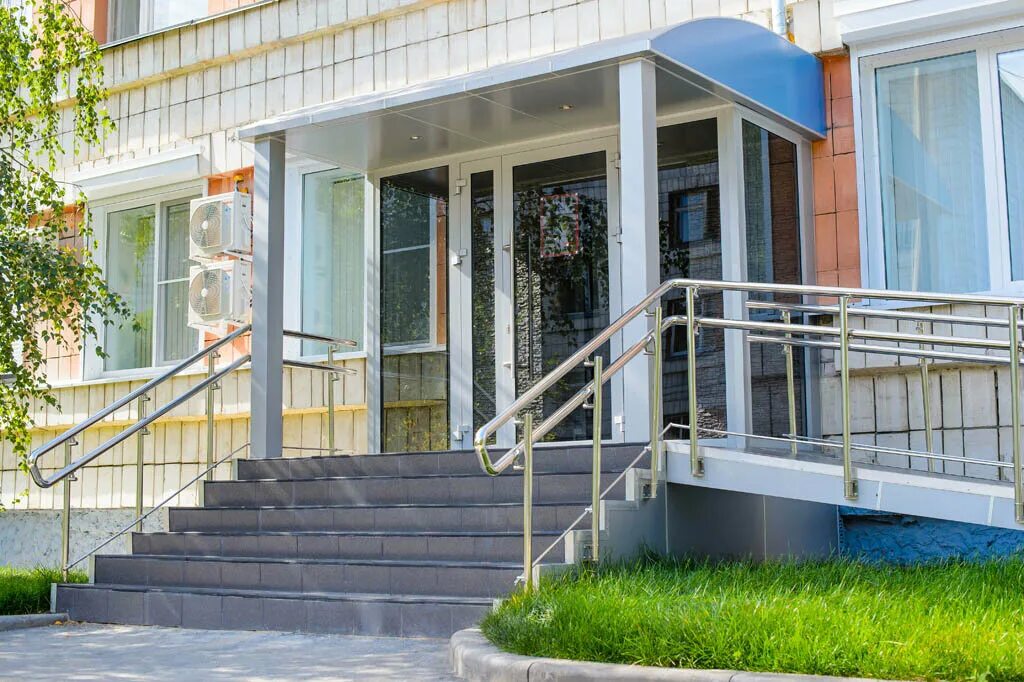 Номера всех служб спасения в россии. Межрегиональный клинико-диагностический центр. Спасение платные услуги казань телефон. Номера служб спасения. Спасение поликлиника казань назарбаева 47.