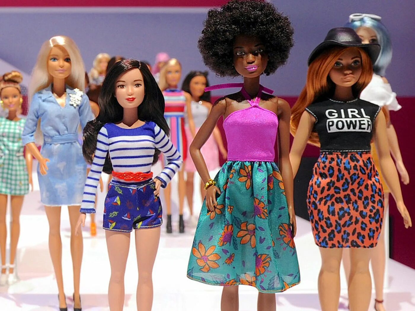 Барби фашионистас 60. Барби фашионистас афро. Barbie Fashionistas 2023. Барби фашионистас 168.