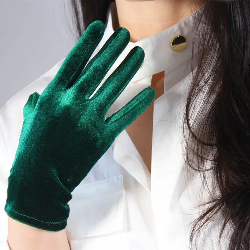 Перчатки велюровые женские. Вельветовые перчатки женские. Бархатные перчатки женские. Перчатки зеленые.