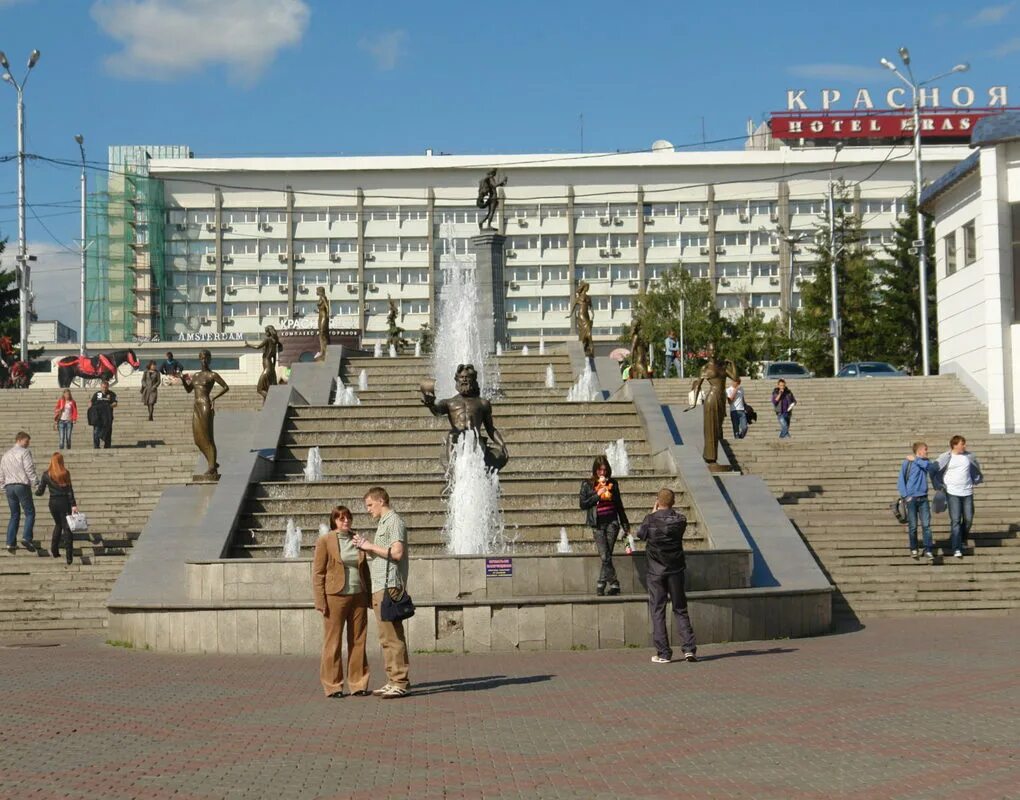 Число жителей красноярска. Красноярск город миллионер. Красноярск столица красноярского края. Численность населения красноярского края на 2020. Население города красноярск.