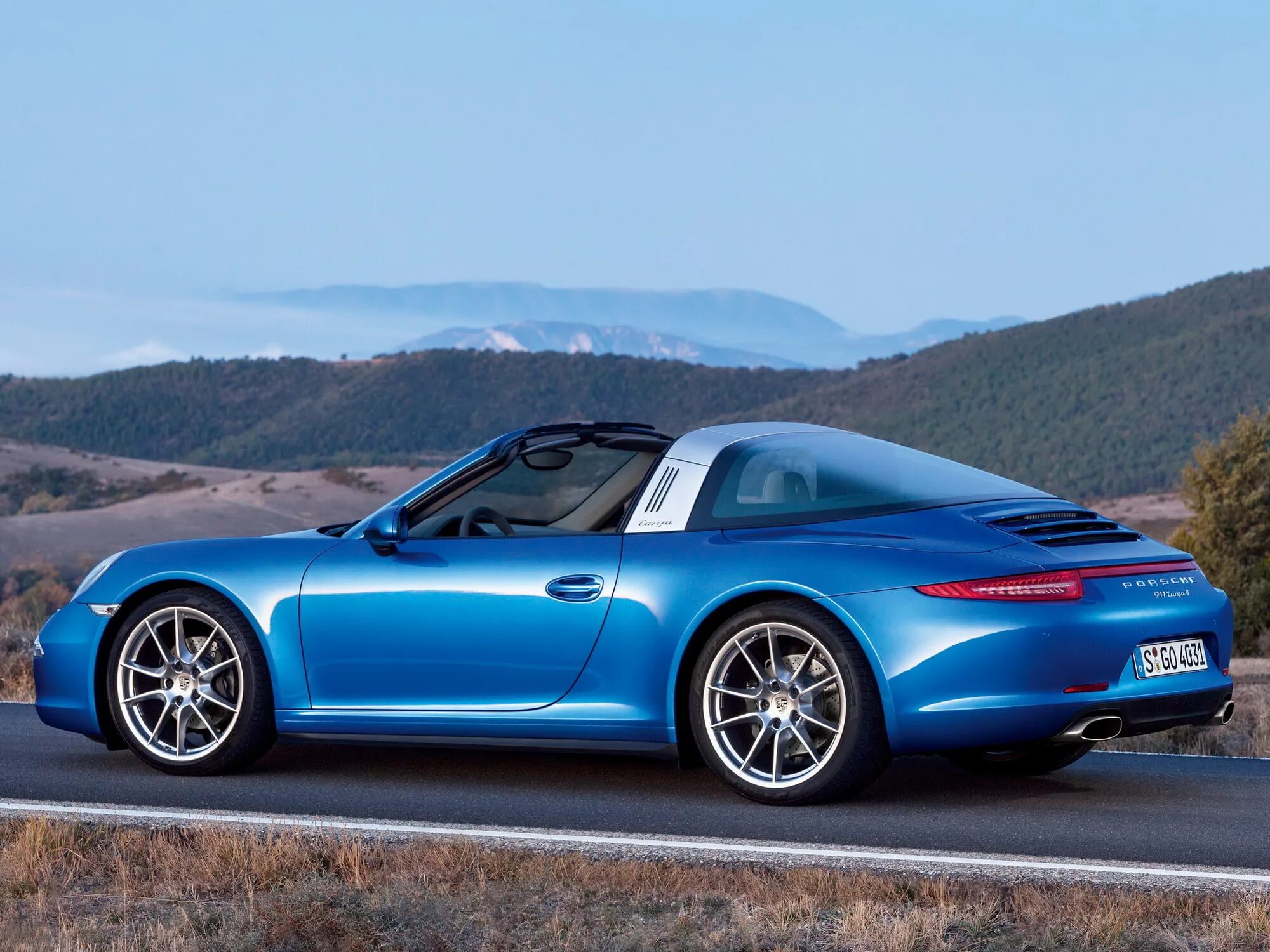 Телефон 8 991. Porsche 911 Targa. Porsche 911 Targa 4. Порше 911 Тарга. Porsche 911 991 Targa 4s.