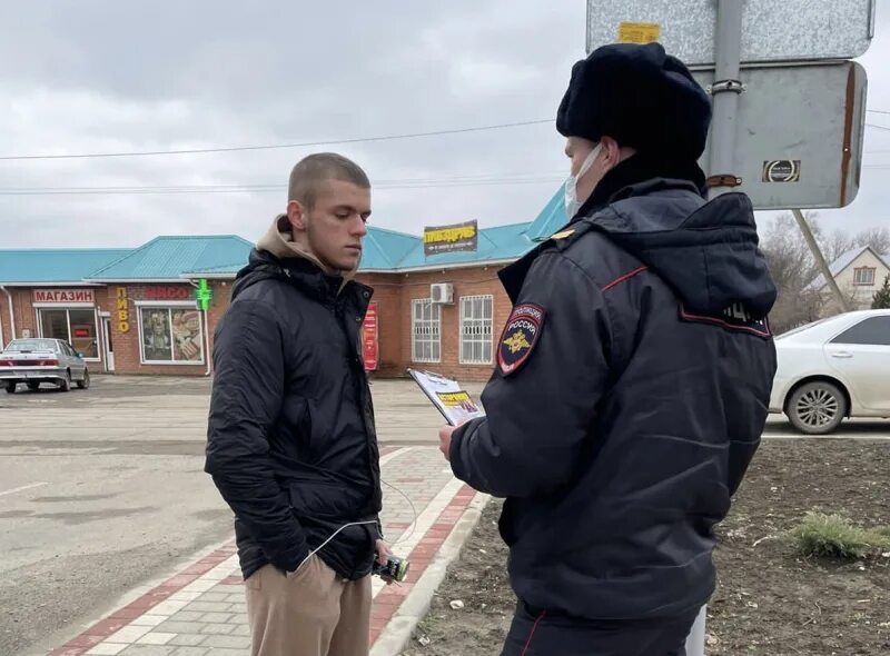 Погода ст веселая павловский район. Подразделения полиции. Полиция на страже. Полиция Павловского района.