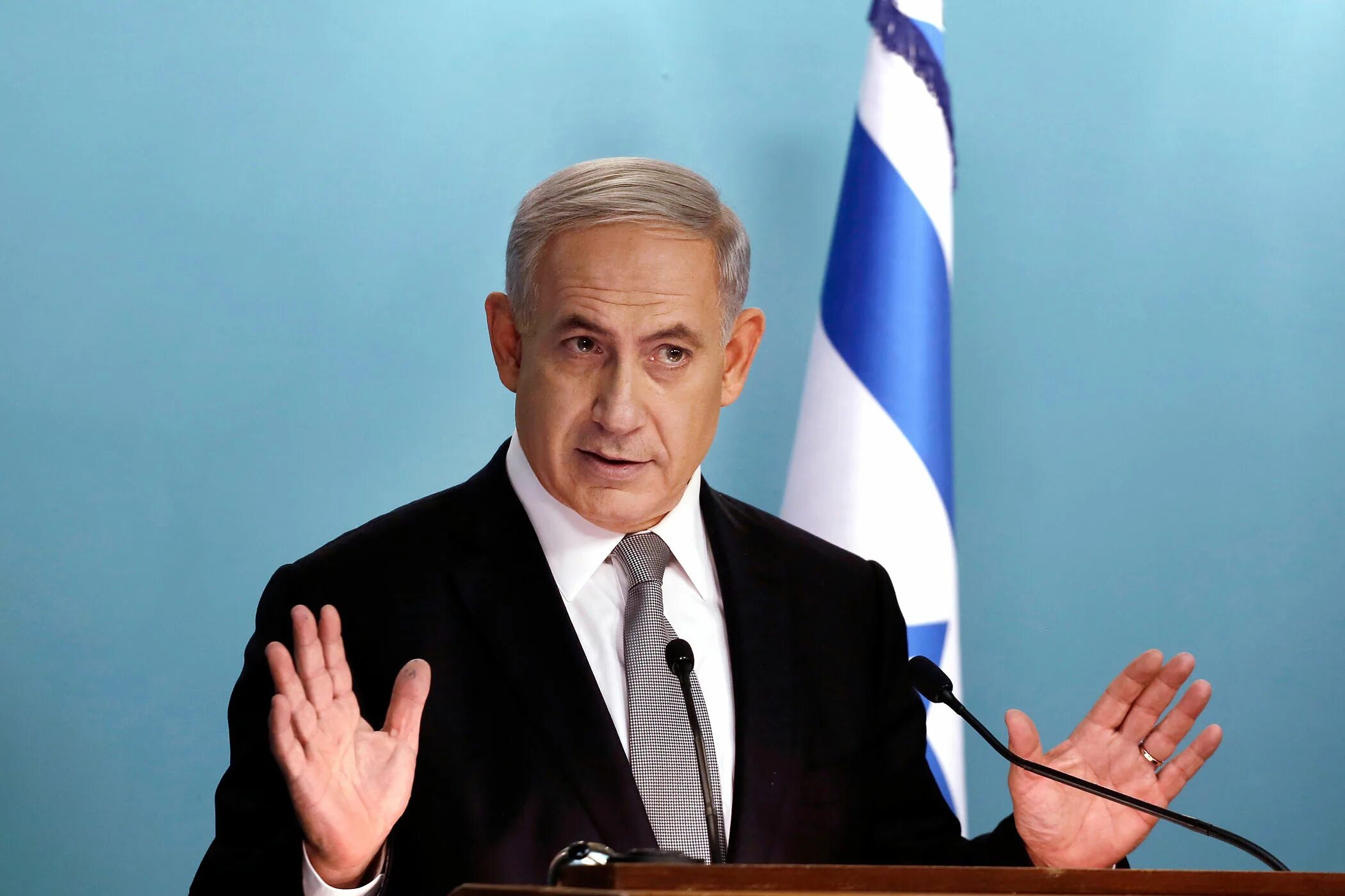 Премьер министр Израиля Нетаньяху. Бенджамин Нетаньяху. Биньями́н (Би́би) Нетанья́ху. Биньямин Нетаньяху фото.