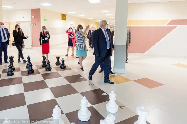 Интеграция южные ворота. Южные ворота 2 томск. Микрорайон южные ворота посёлок зональная станция. Школа интеграция южные ворота. Логотип интеграция томск.