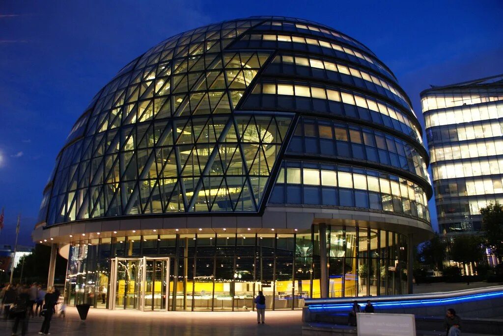 City hall перевод на русский. Мэрия Лондона (London City Hall).