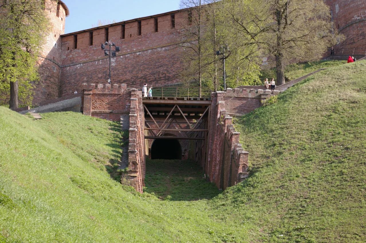 Фуникулер в нижегородском кремле. Кремль фуникулер. Кремлевский фуникулер в нижнем новгороде. Кремль фуникулер. Кремль фуникулер.