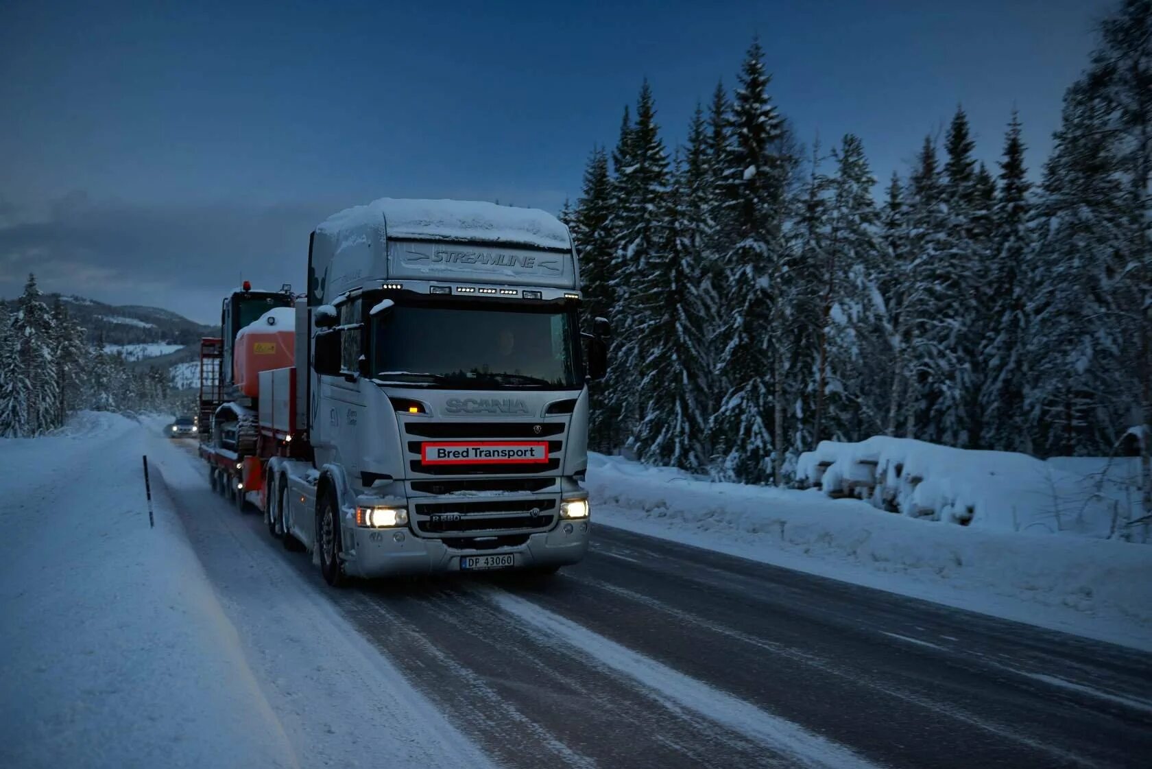 Зимний грузовик. Scania r730 Snow plow. Скания 550 зима. Скания Дальнобой. Скания Россия Дальнобой.