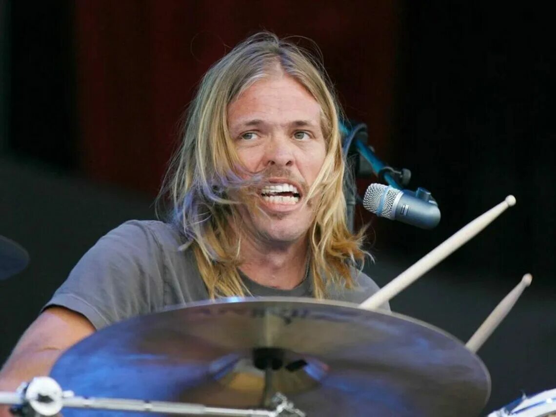 Taylor hawkins