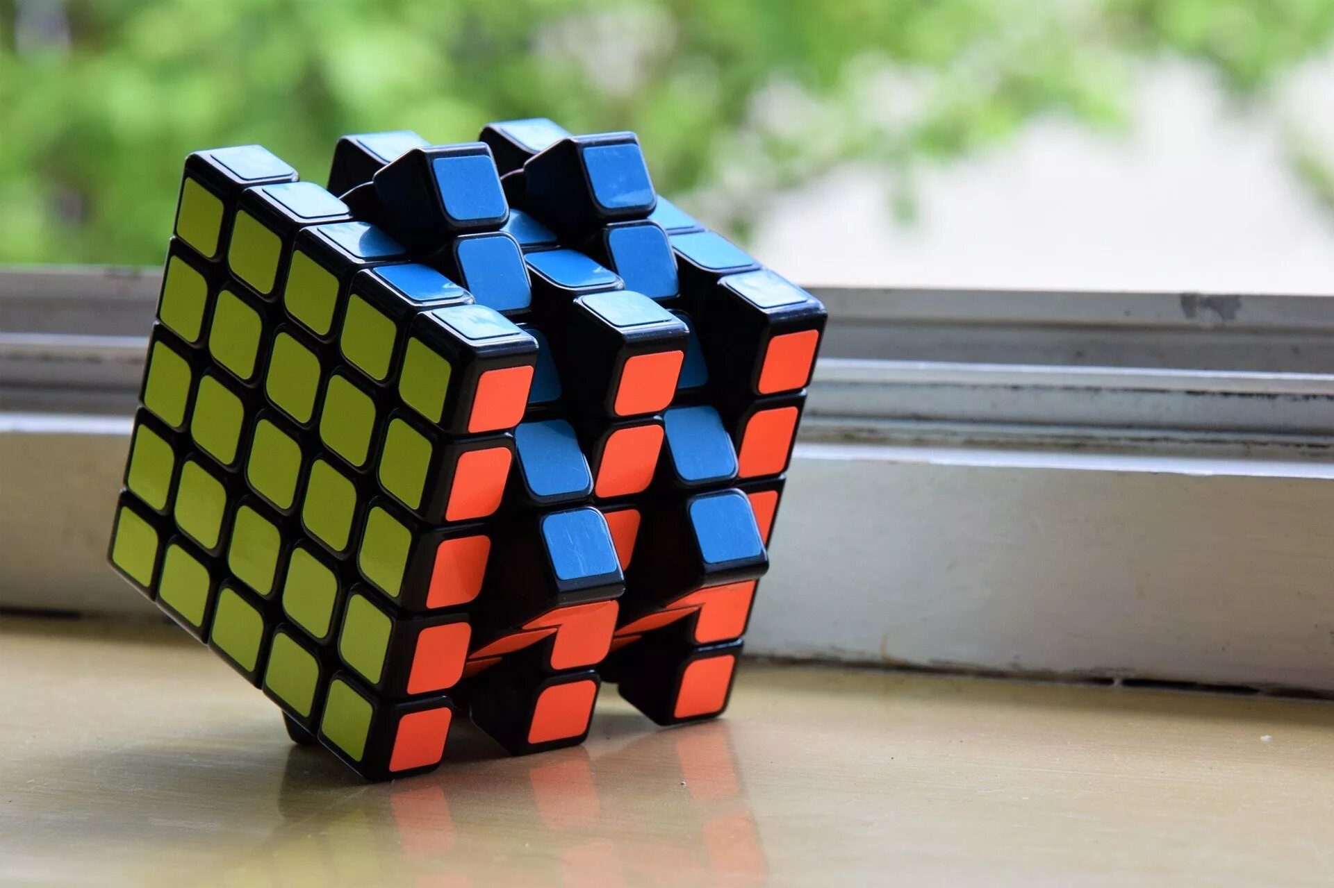 Кубик Рубика 100х100х100. Кубик Рубика Rubiks. 5x5 Cube Solver. Рубики энциклопедия